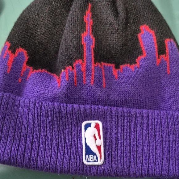 3 Toronto Raptors Beanie Set - Picture 5 of 6